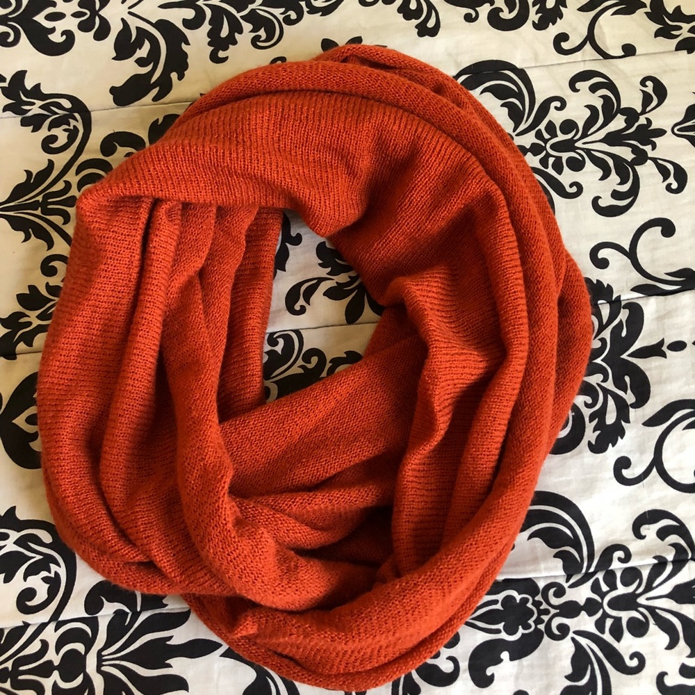 Infinity scarf